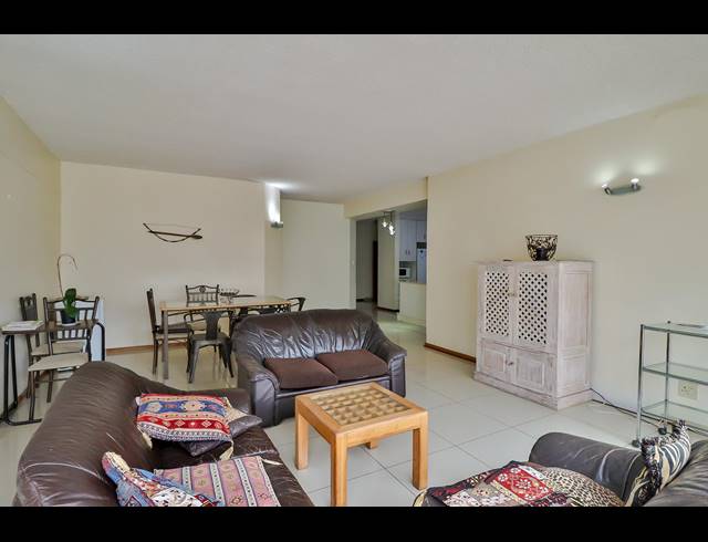 3 BEDROOM APARTMENT RENTED IN HUMEWOOD